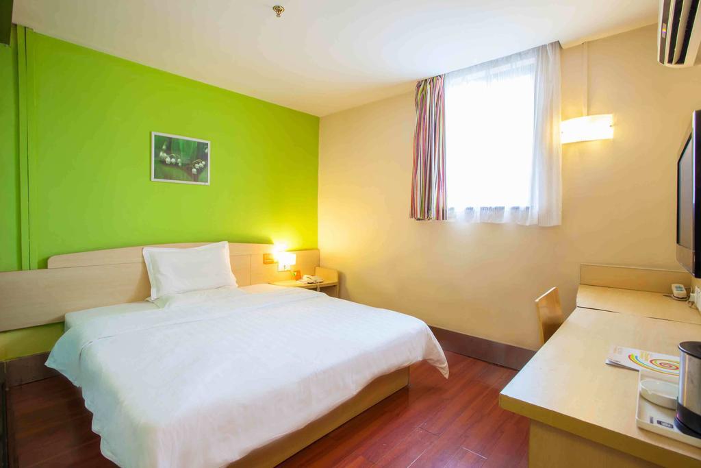 7Days Inn Wuhan Jiefang Park Branch Room photo